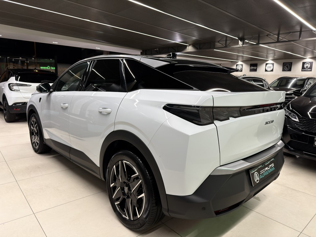 PEUGEOT 3008 1200 HYBRID 145 CV EDCS6 GT